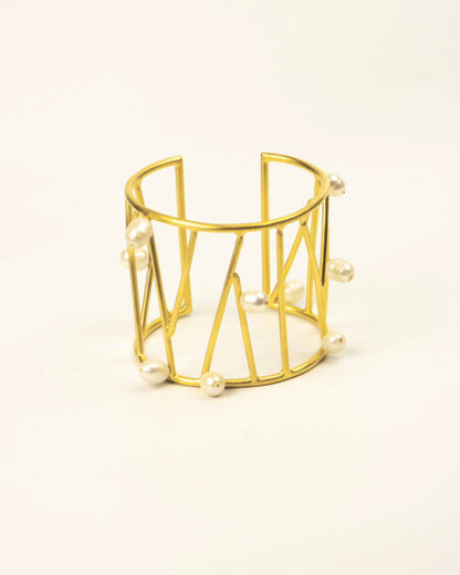 Wire Mesh Bracelet with Dropped Pearls